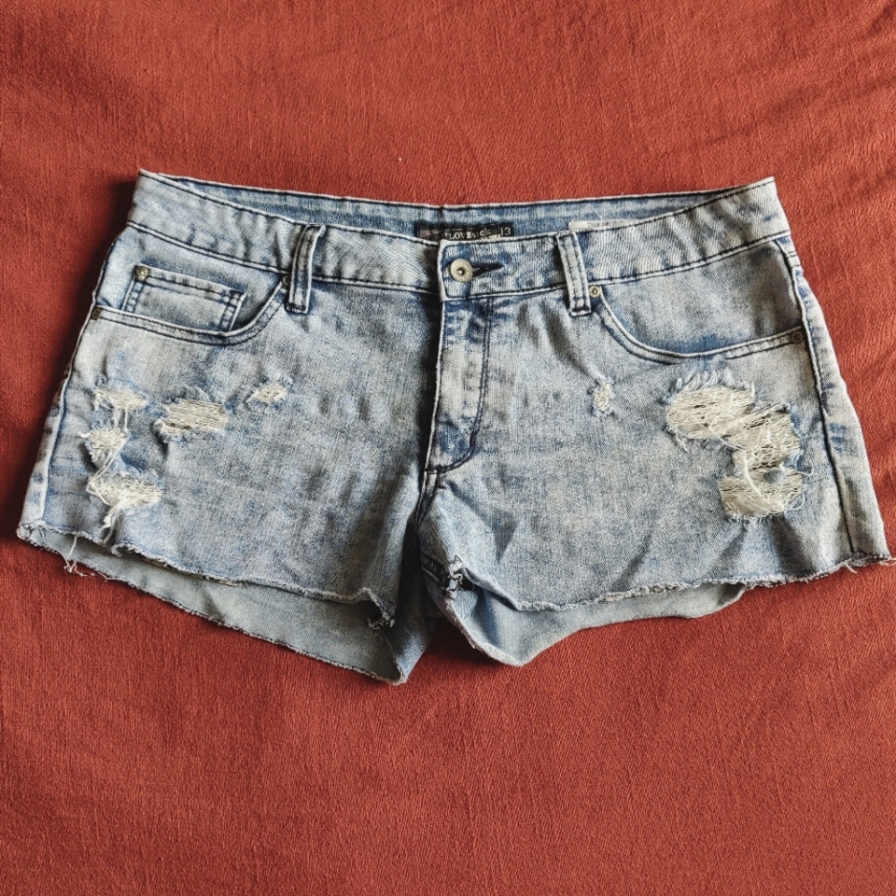 Lovesick Shorts